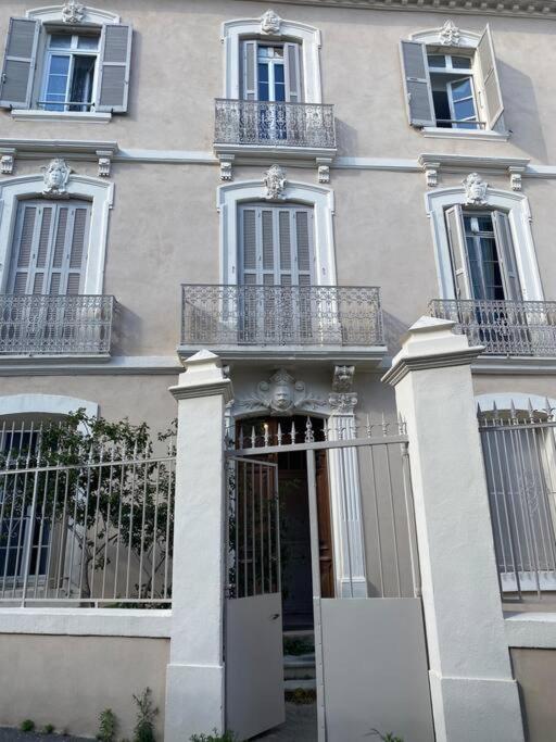 White Wood Apartment นาร์บอนน์ ภายนอก รูปภาพ